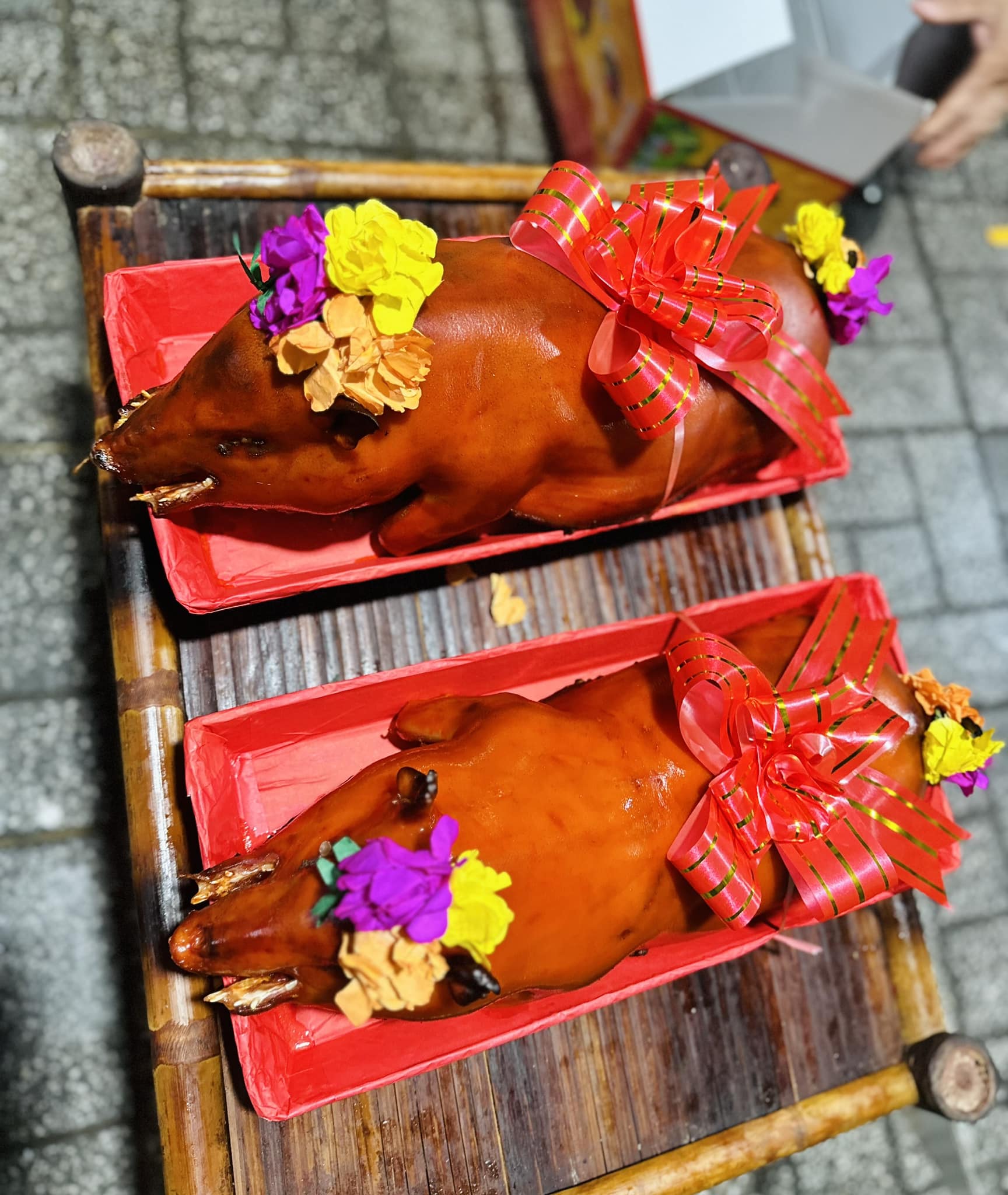 Heo Sữa Quay Trọng Lượng 4.5kg